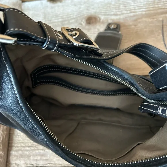 Coach Black Leather y2k Hobo with Buckle - Picture 7 of 7